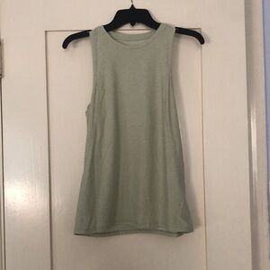 Outdoor Voices Size Medium M Light Heather Green Tank Top Workout Yoga Gym Soft